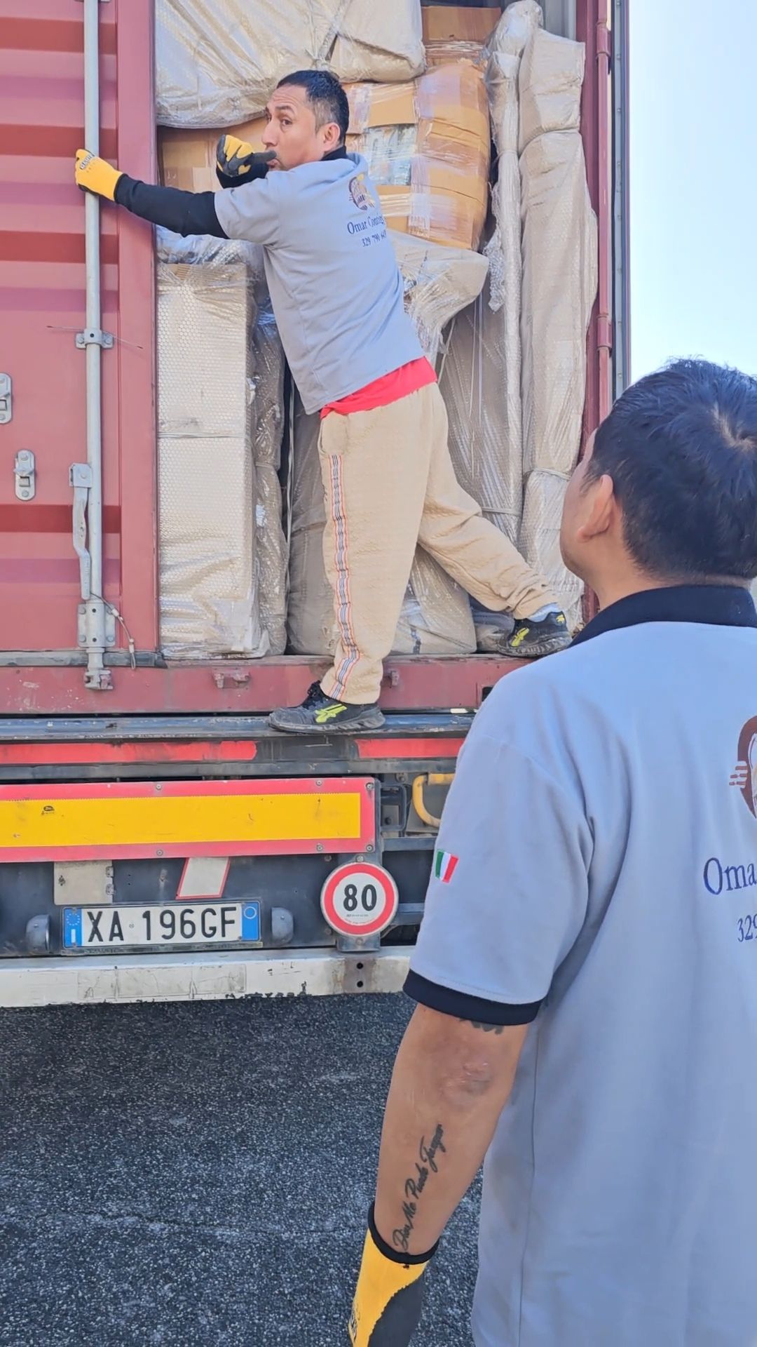 Container carico